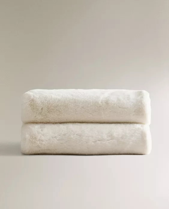 شال مبل زارا هوم FAUX FUR THROW رنگ سفید